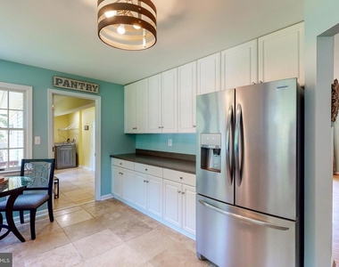 5630 Buccaneer Court - Photo Thumbnail 13