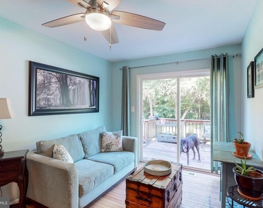 5630 Buccaneer Court - Photo Thumbnail 11