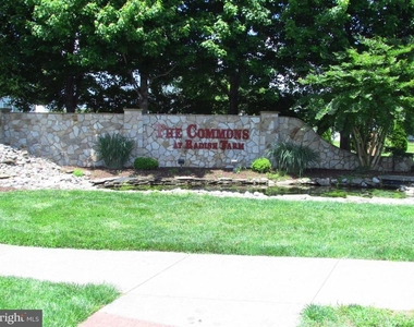 206 W Bourne Way - Photo Thumbnail 3
