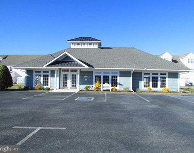 206 W Bourne Way - Photo Thumbnail 2