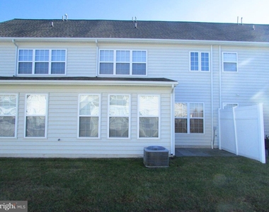 206 W Bourne Way - Photo Thumbnail 4