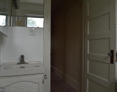 121 Broad Street - Photo Thumbnail 24