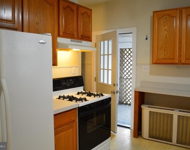 121 Broad Street - Photo Thumbnail 7