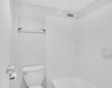 2201 L Street Nw - Photo Thumbnail 19