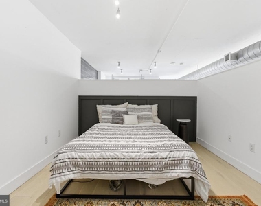 811 4th Street Nw - Photo Thumbnail 27