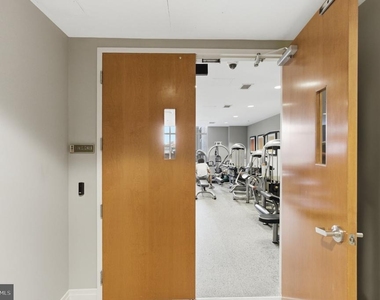 811 4th Street Nw - Photo Thumbnail 43