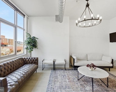811 4th Street Nw - Photo Thumbnail 10