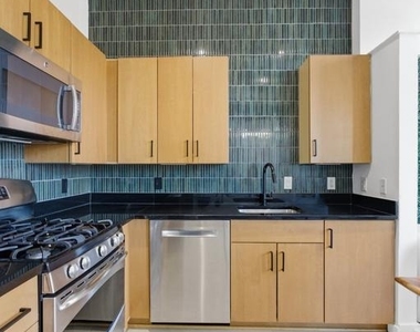 811 4th Street Nw - Photo Thumbnail 17