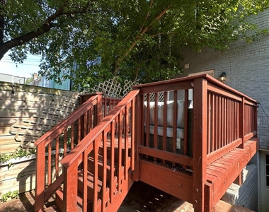 1914 D Street Ne - Photo Thumbnail 24