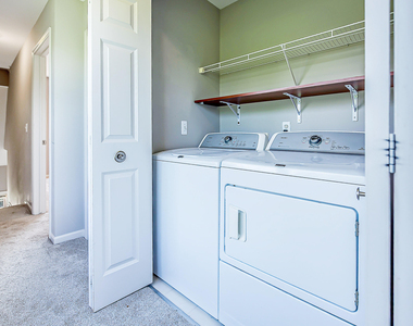 2865 Barclay Way - Photo Thumbnail 25