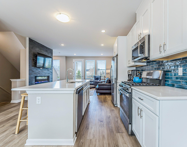 2150 Park Drive - Photo Thumbnail 21