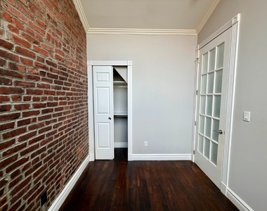 232 West 14th Street, Unit 5a - Photo Thumbnail 7