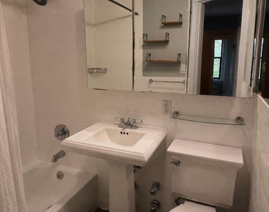 Copy of 234 West 14th Street, Unit 2b - Photo Thumbnail 4