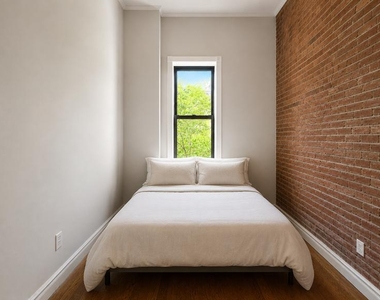 Copy of 234 West 14th Street, Unit 2b - Photo Thumbnail 2