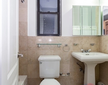 Avenue B, Unit 6-3r - Photo Thumbnail 6
