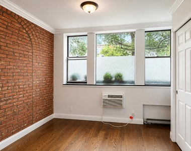 566 Hudson Street, Unit 1 - Photo Thumbnail 2