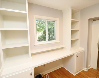 1009 Dogwood Lane - Photo Thumbnail 10