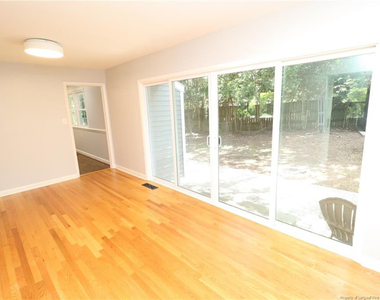 1009 Dogwood Lane - Photo Thumbnail 16