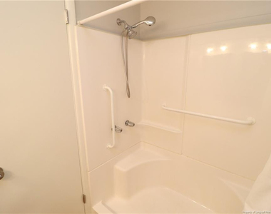 1009 Dogwood Lane - Photo Thumbnail 35