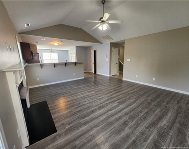 5716 Scarecrow Court - Photo Thumbnail 10