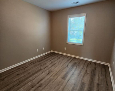 5716 Scarecrow Court - Photo Thumbnail 22