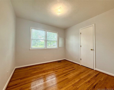 815 Mcneil Street - Photo Thumbnail 10