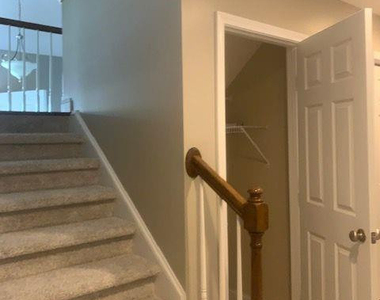670 Amberdale West Circle - Photo Thumbnail 17