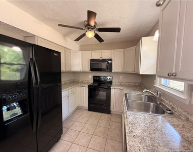 4805 Fellows Court - Photo Thumbnail 5
