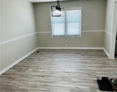 2914 Player Avenue - Photo Thumbnail 15
