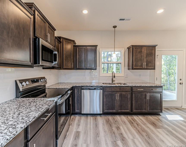 87 Onslow Court - Photo Thumbnail 6