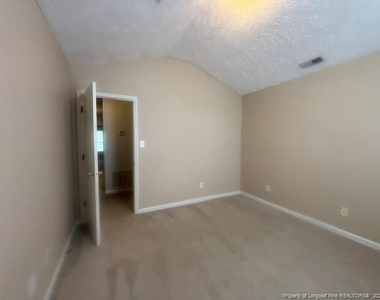 362 Bubble Creek Court - Photo Thumbnail 18