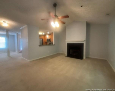 362 Bubble Creek Court - Photo Thumbnail 9