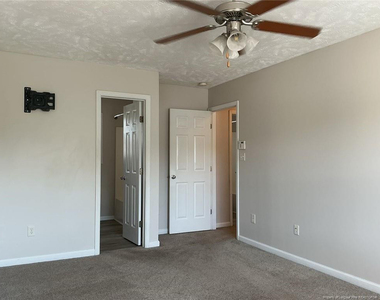 4437 Scenic Pines Drive - Photo Thumbnail 13