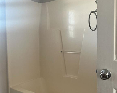 4437 Scenic Pines Drive - Photo Thumbnail 15