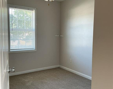 4437 Scenic Pines Drive - Photo Thumbnail 18