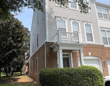 4905 Wyatt Brook Way - Photo Thumbnail 1