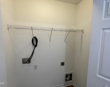 4905 Wyatt Brook Way - Photo Thumbnail 10