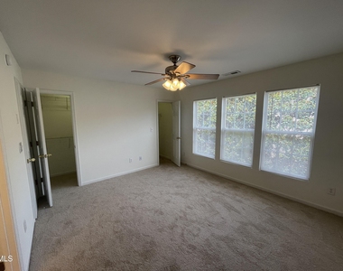 4905 Wyatt Brook Way - Photo Thumbnail 7