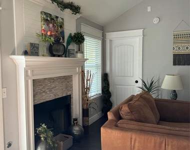 291 Brian Ln - Photo Thumbnail 14