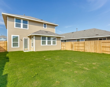 140 Living Reef Dr - Photo Thumbnail 24