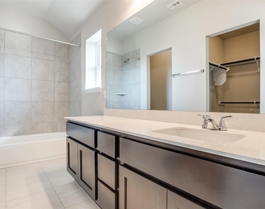 140 Living Reef Dr - Photo Thumbnail 16