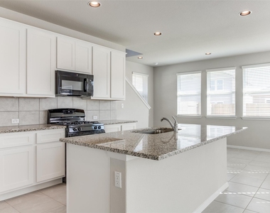 140 Living Reef Dr - Photo Thumbnail 11