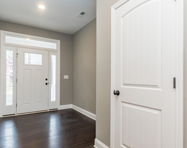 4072 Reunion Creek Parkway - Photo Thumbnail 2