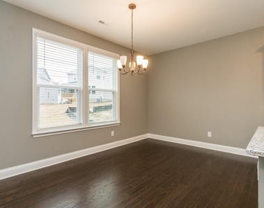 4072 Reunion Creek Parkway - Photo Thumbnail 8