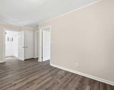 608 N 16th Street - Photo Thumbnail 11