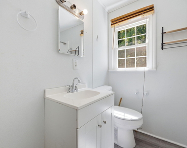 608 N 16th Street - Photo Thumbnail 20