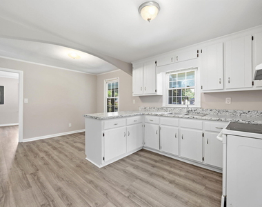608 N 16th Street - Photo Thumbnail 26
