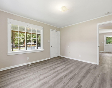 608 N 16th Street - Photo Thumbnail 22