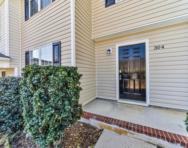 304 Whitehall Court - Photo Thumbnail 1