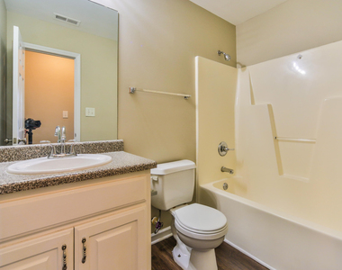 304 Whitehall Court - Photo Thumbnail 24